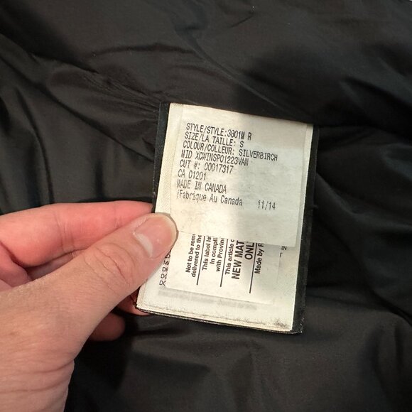 Canada Goose Selkirk Parka - Picture 8 of 16